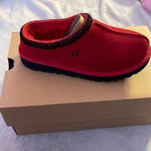Brand new kids uggs